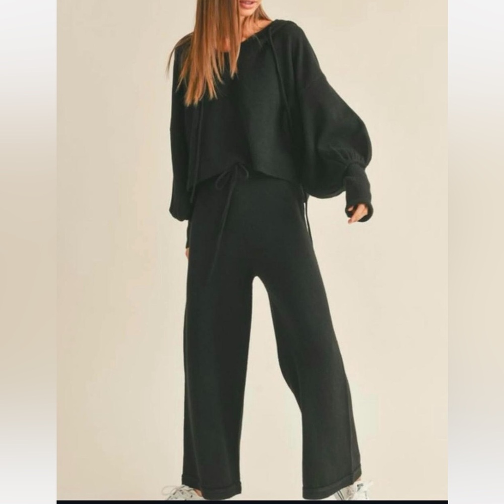 Chic Black Wide Leg 2 piece set